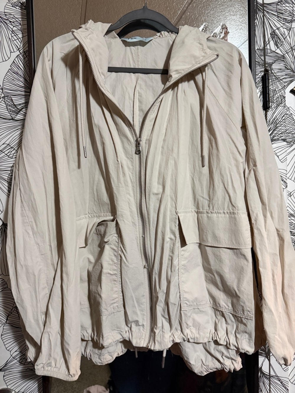 Women's Light Beige Hooded Utility Jacket - Casual Everyday Layer